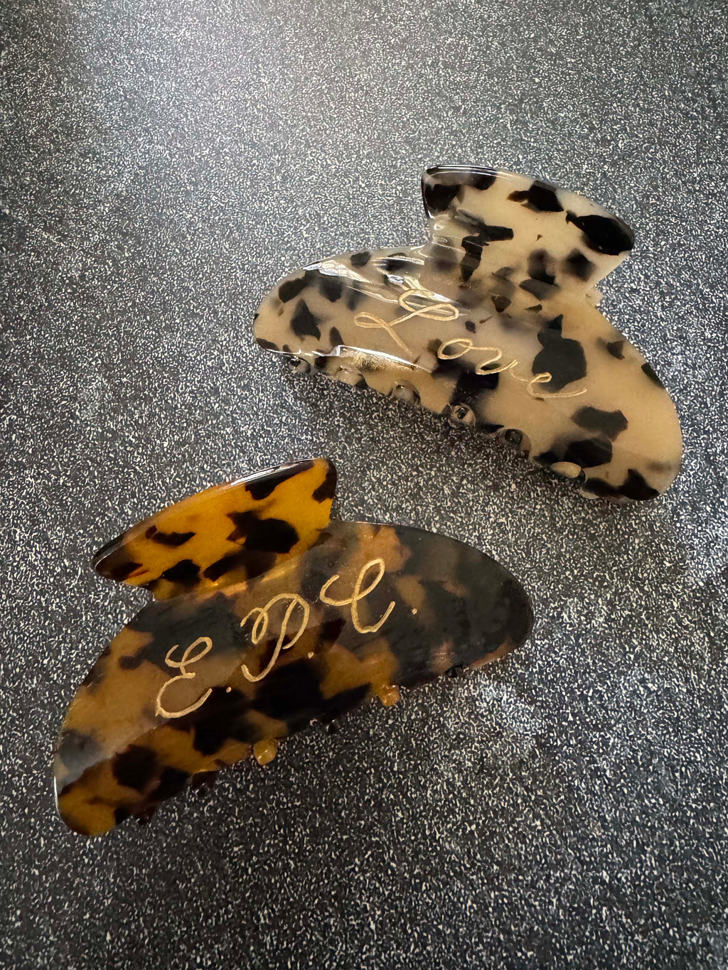 Personalized Engraved Hair Clip: Custom Dark Tortoiseshell Claw Clip