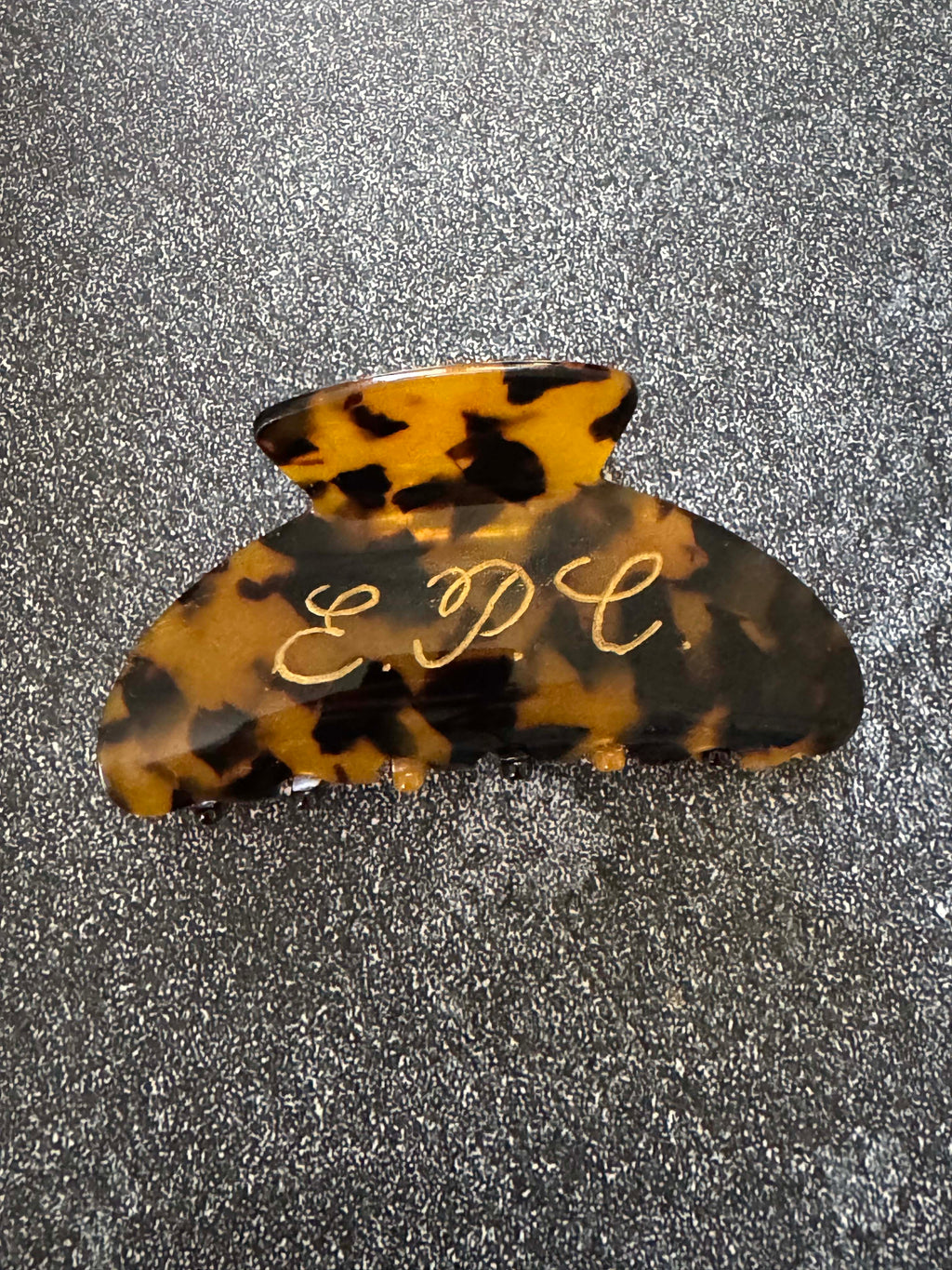 Personalized Engraved Hair Clips & Mirror Set: Custom Dark Tortoiseshell Claw Clips Set with Handheld Mirror