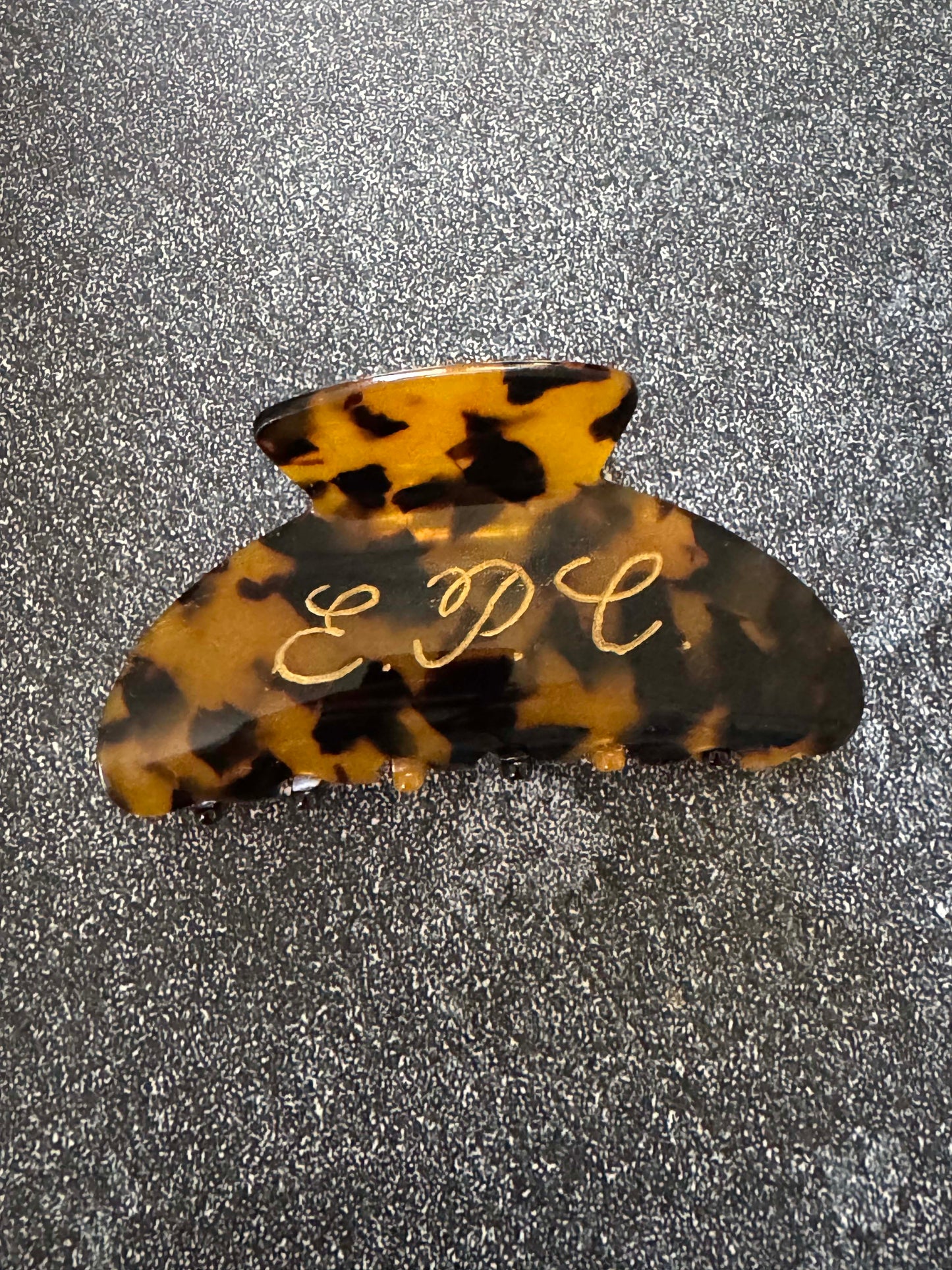 Personalized Engraved Hair Clips & Mirror Set: Custom Dark Tortoiseshell Claw Clips Set with Handheld Mirror