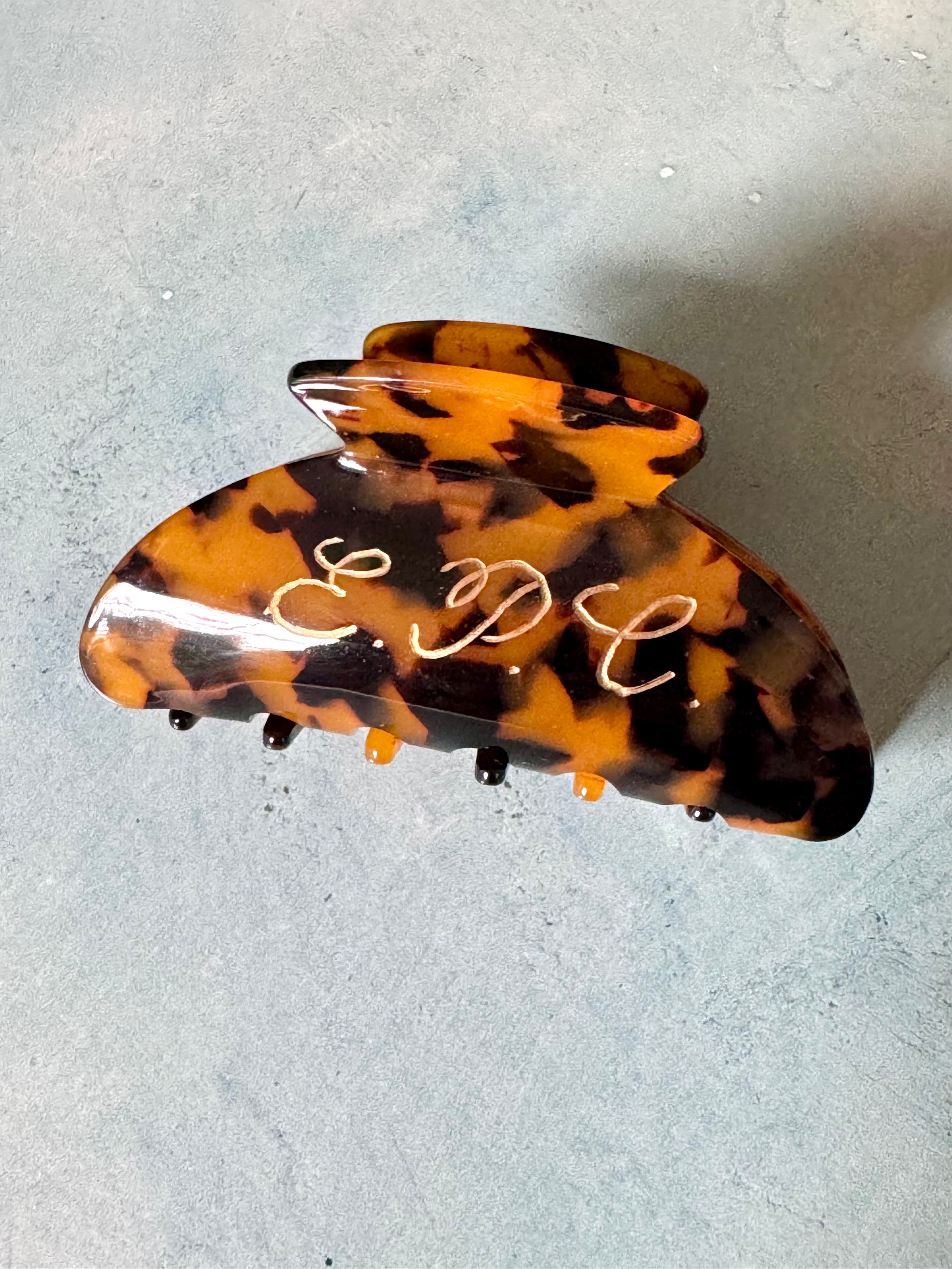 Personalized Engraved Hair Clip: Custom Dark Tortoiseshell Claw Clip