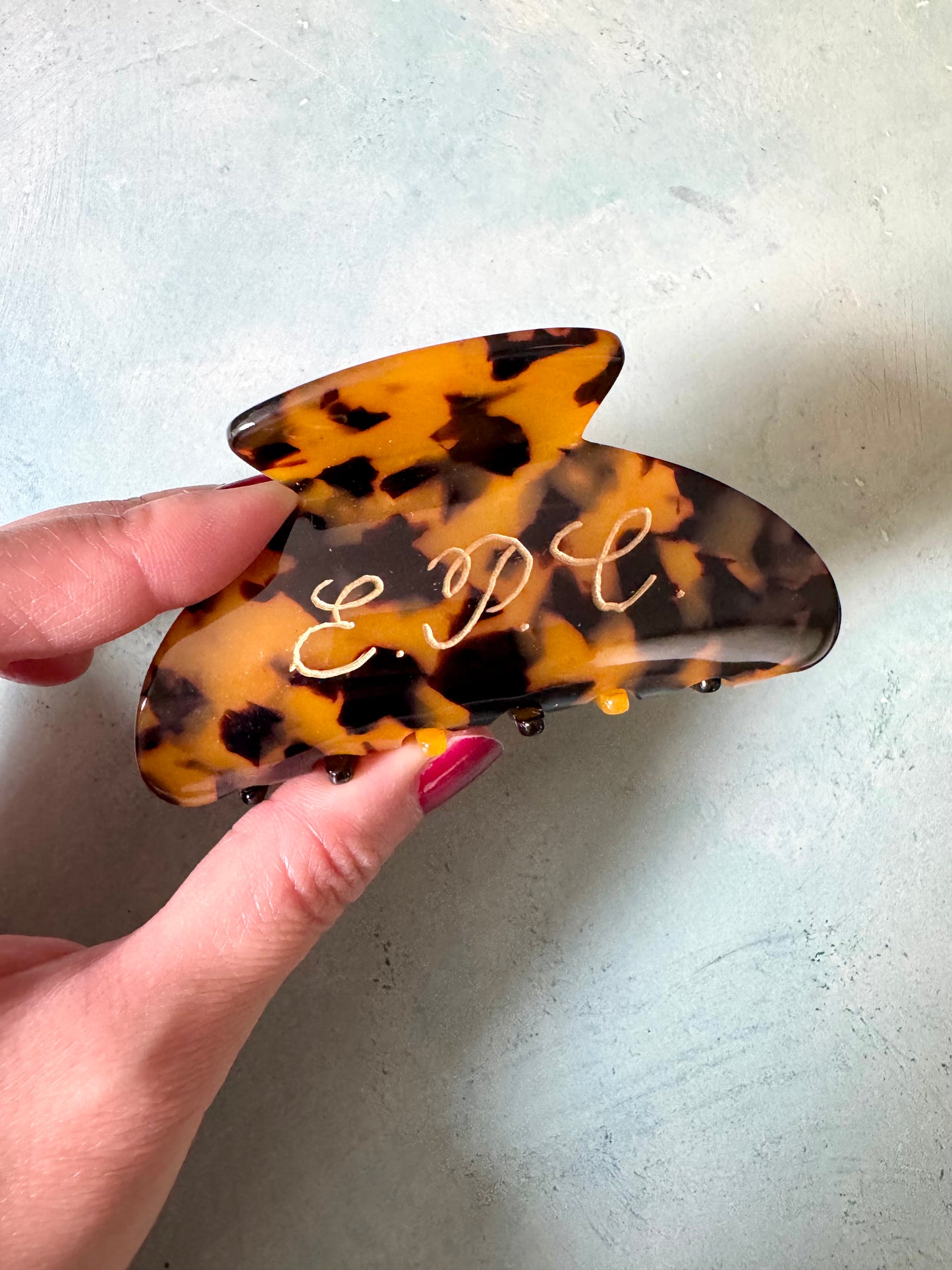 Personalized Engraved Hair Clip: Custom Dark Tortoiseshell Claw Clip