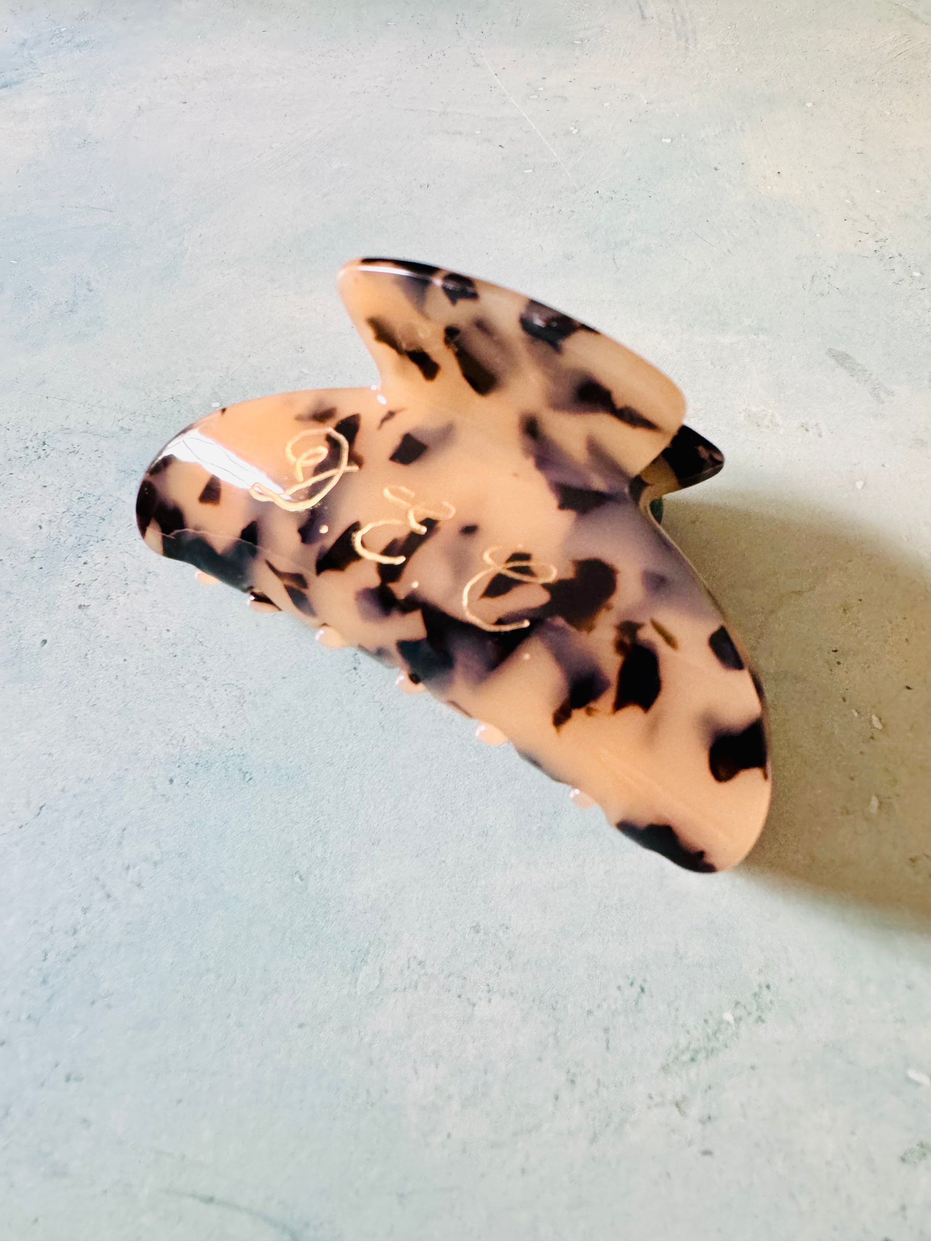 Personalized Engraved Hair Clip: Light Tortoiseshell Claw Clip & Comb Gift Set