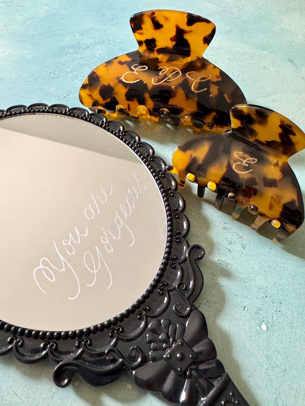 Personalized Engraved Hair Clips & Mirror Set: Custom Dark Tortoiseshell Claw Clips Set with Handheld Mirror